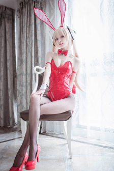 小向まな美